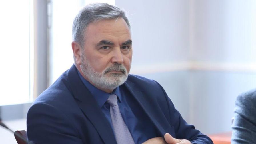 Доц. Кунчев за грипа: До 10 дни първите области ще обявят епидемия