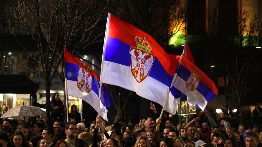 Протести в 32 града в Сърбия, блокади в Белград